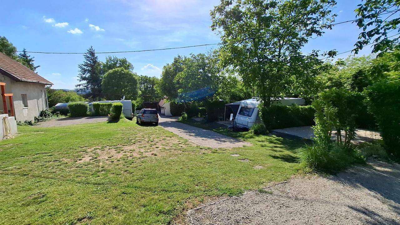 Campingrosengarten in Cserszegtomaj, Keszthely region