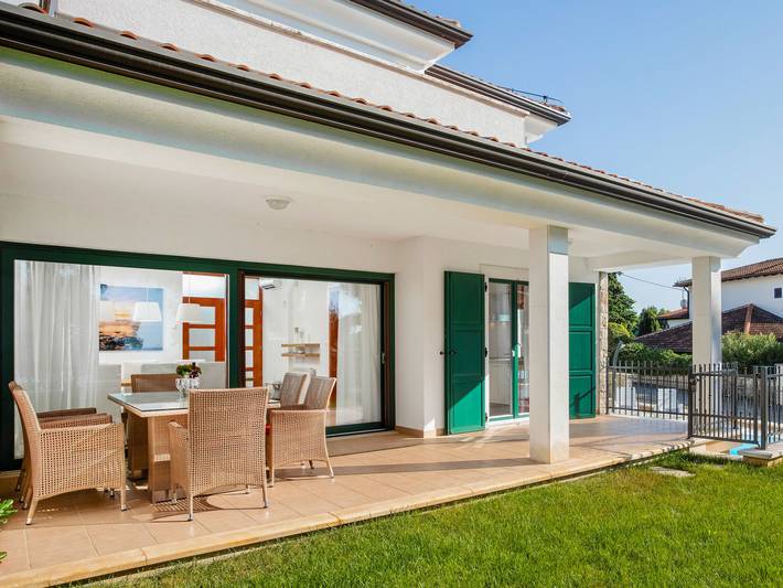 Ferienhaus für 8 Personen, mit Garten und Terrasse in Umag - 2