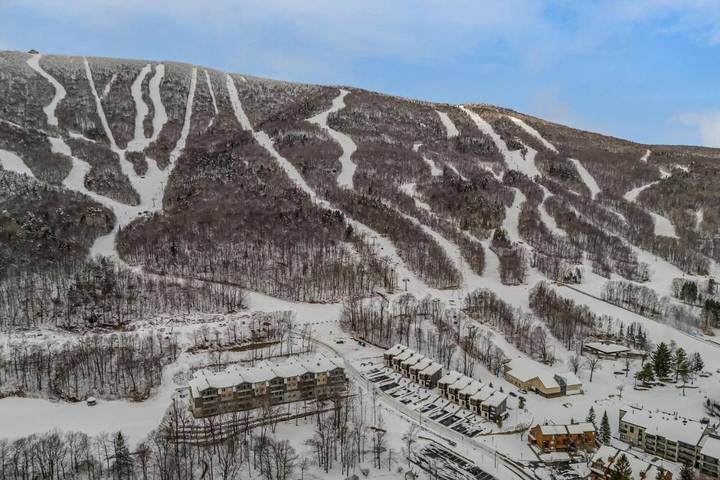 Gîte pour 6 personnes, avec terrasse et vue à Beaupré - 2