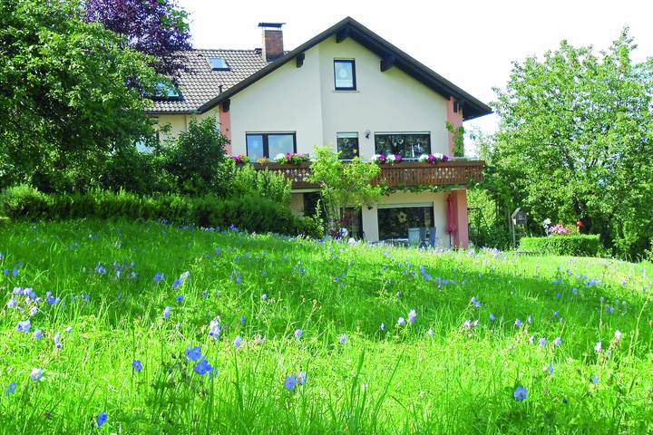 Ferienwohnung für 5 Personen, mit Balkon und Balkon/Terrasse sowie Terrasse und Garten in Oberes Maintal - Coburger Land