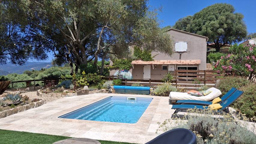 Chambre d’hôte pour 2 personnes, avec piscine et jardin en Corse - 3