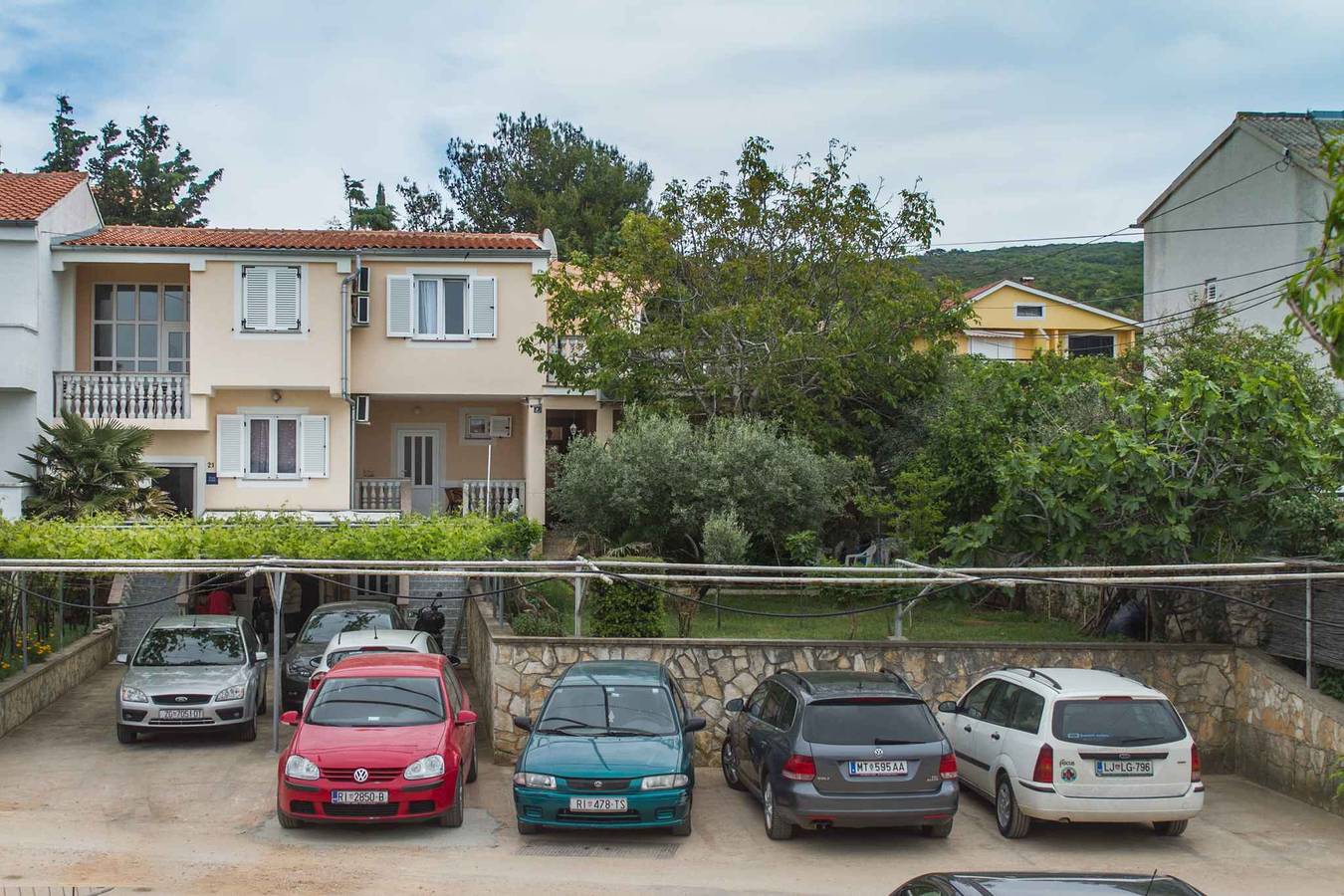 Geheel vakantieappartement, Vakantiewoning op een geweldige locatie  in Punat, Krk