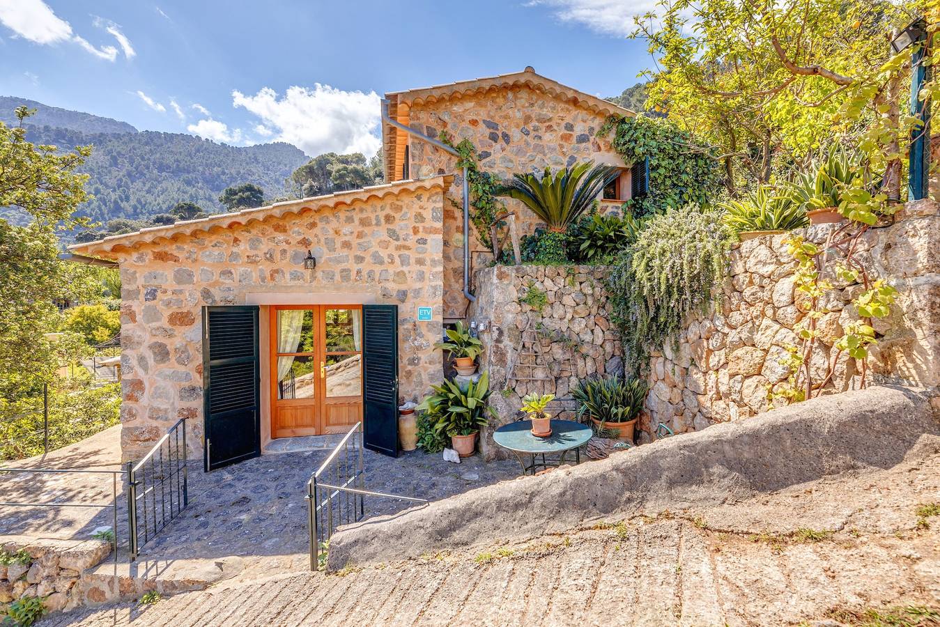 Charming house with gorgeous views in Sóller in Sóller, West Majorca