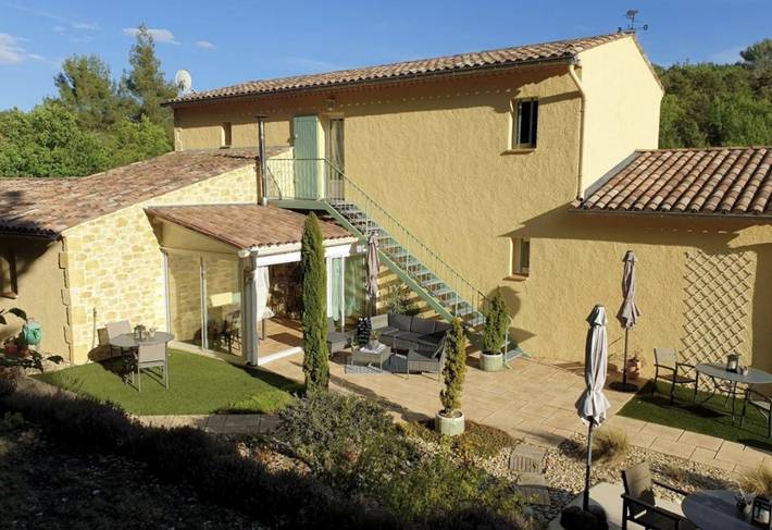 Gîte pour 3 personnes, avec piscine et jardin dans les Alpes-de-Haute-Provence - 3