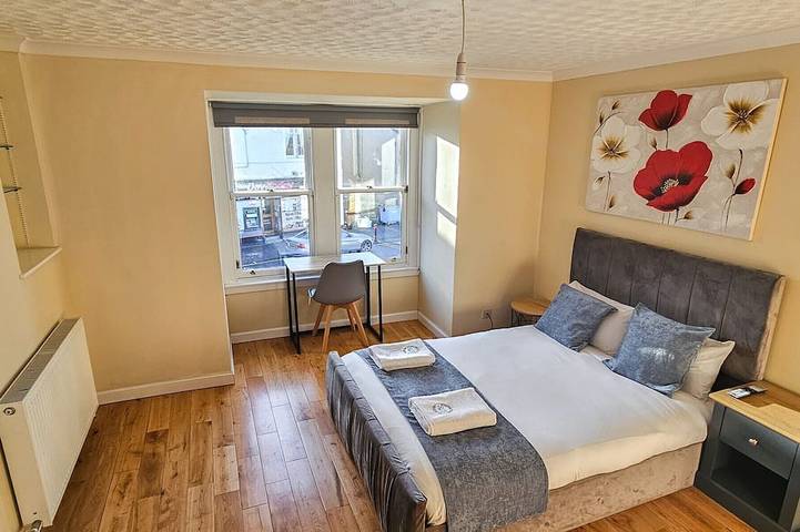 Bed and breakfast for 2 people in Scotland