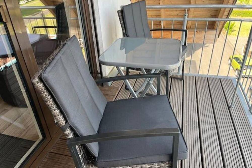 Ganze Wohnung, Ferienwohnung 1 - Mosel-Ferienwohnungen in Ürzig, Bernkastel-Kues & Umgebung