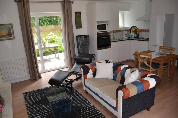 Gîte pour 2 personnes, avec jardin ainsi que vue et piscine à Bazenville - 2