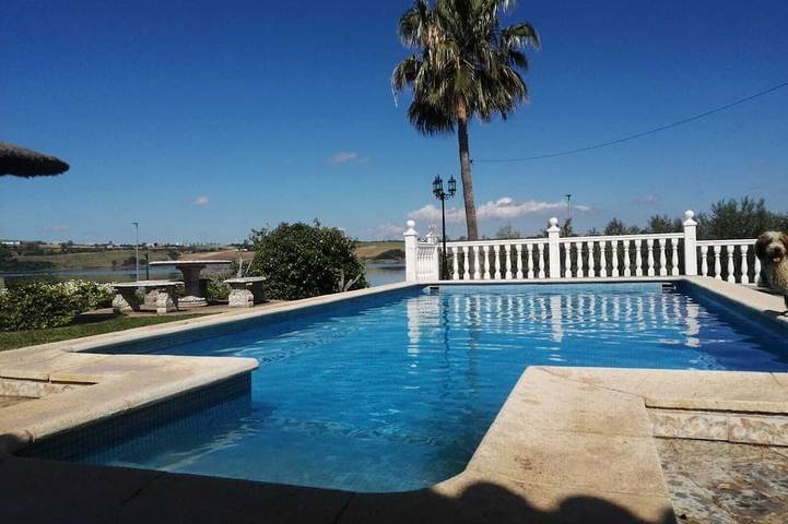 Maison de vacances pour 12 personnes, avec jardin et balcon, animaux acceptés à Arcos de la Frontera