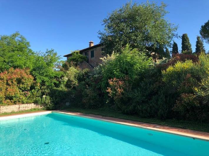 Maison de campagne pour 3 personnes, avec vue ainsi que piscine et jardin, animaux acceptés à Chiusi - 4
