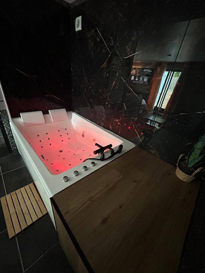 Appartement de vacances pour 3 personnes, avec jacuzzi et terrasse