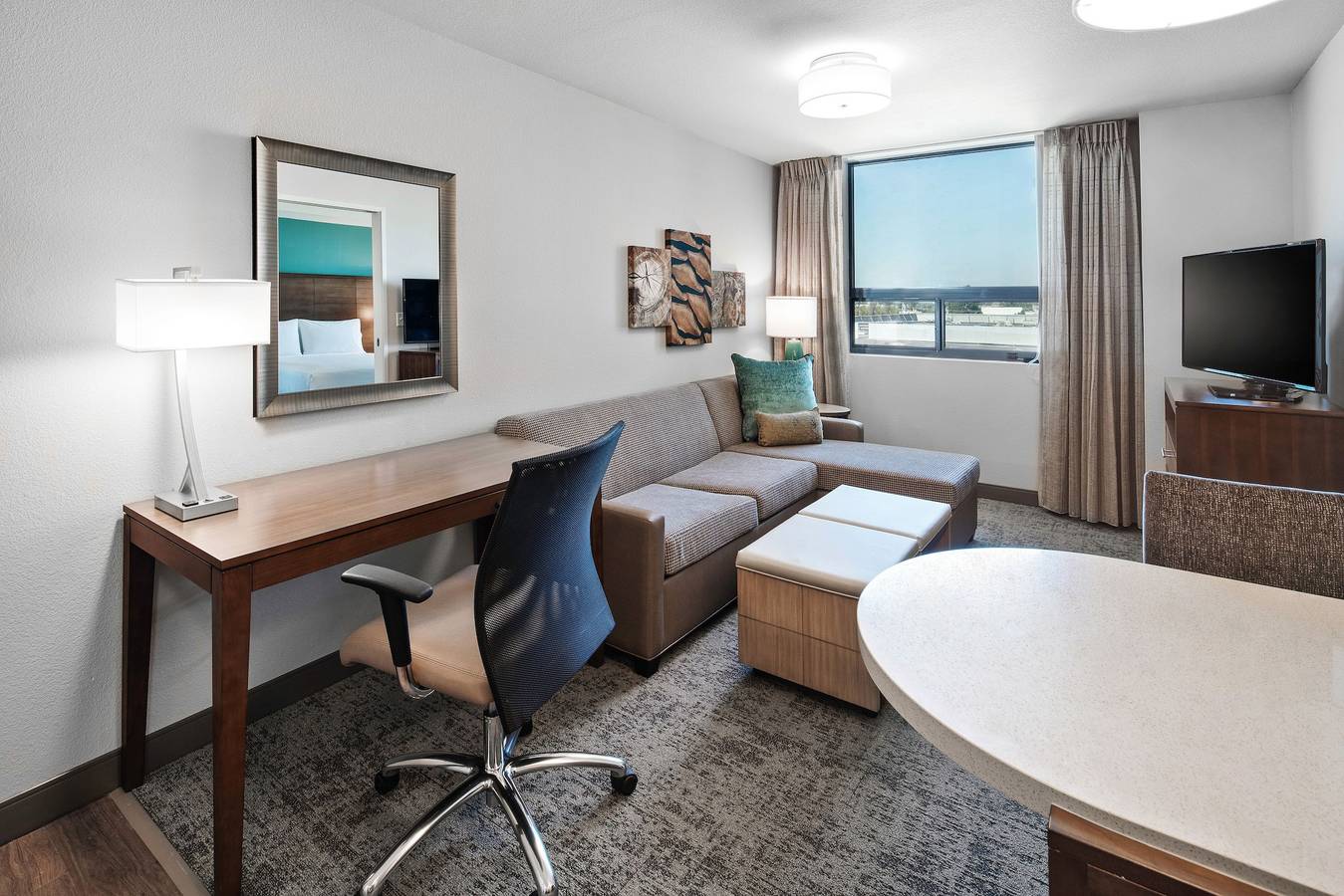 Staybridge Suites Irvine - John Wayne Airport in Irvine, Condado de Orange