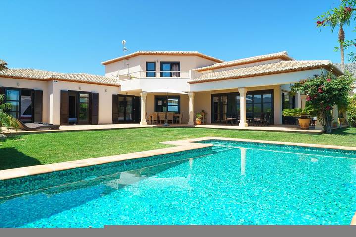 Casa rural para 6 personas, con Jardín en Beniarbeig