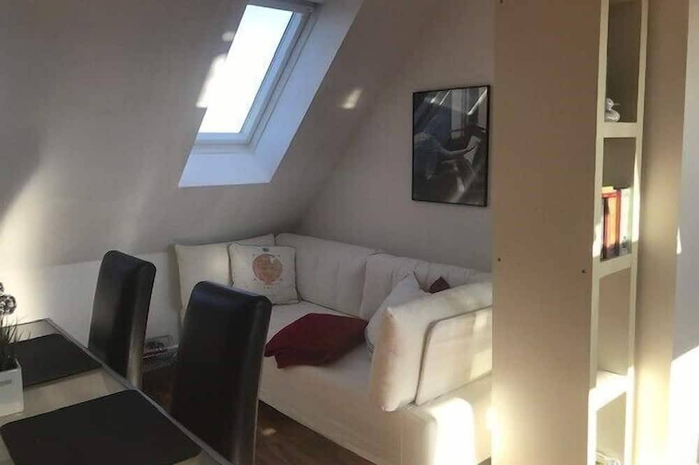 Ganze Wohnung, Gemütliche Ferienwohnung im Altmühltal mit Garten und Fernblick in Beilngries, Altmühltal