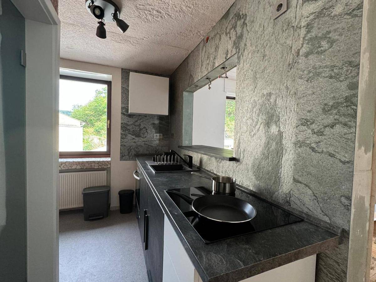Ganze Wohnung, One-Bedroom Apartment in Brohl-Lützing, Osteifel