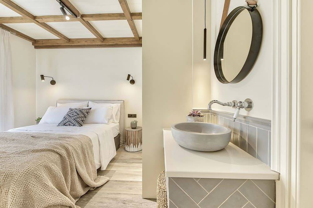 Villa Classique 3 Chambres avec Piscine Privée in Lithakia, Laganas