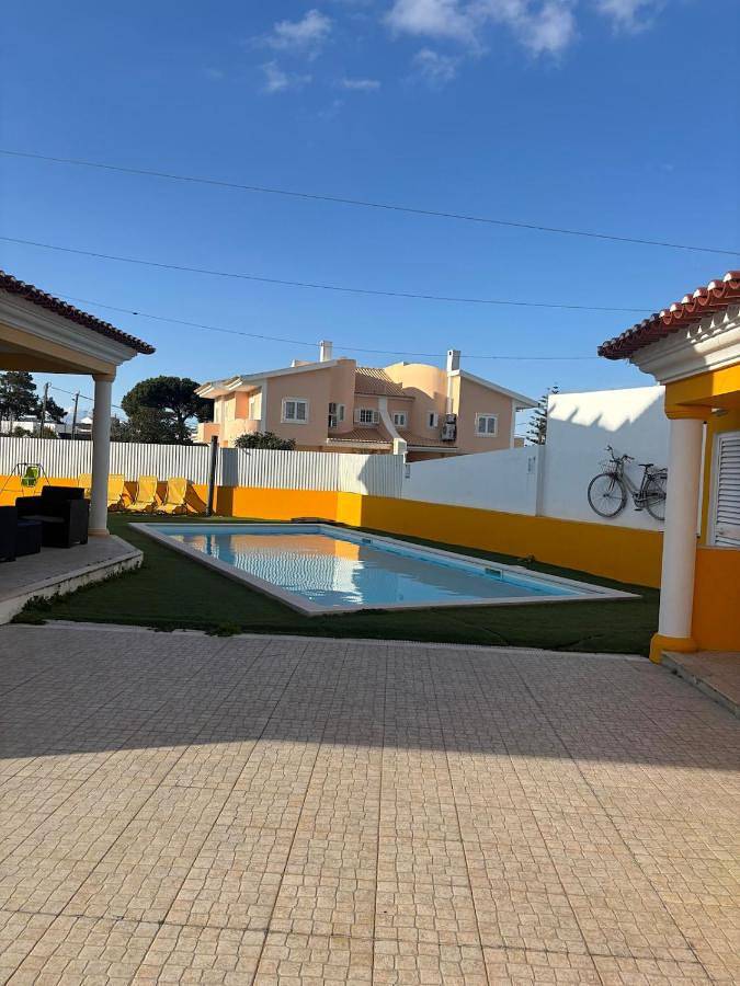 Chalet para 12 personas, con Balcón y Jacuzzi además de Terraza y Jardín en Lisboa - 4