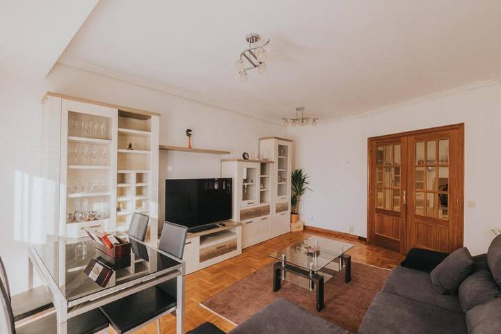 Gîte pour 5 personnes, avec jacuzzi à Haro - 4