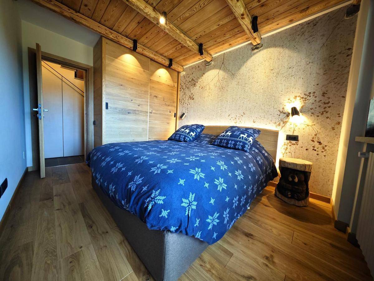 Appartamento intero, Hostdomus - Chalet Sun in Sestriere città, Via Lattea