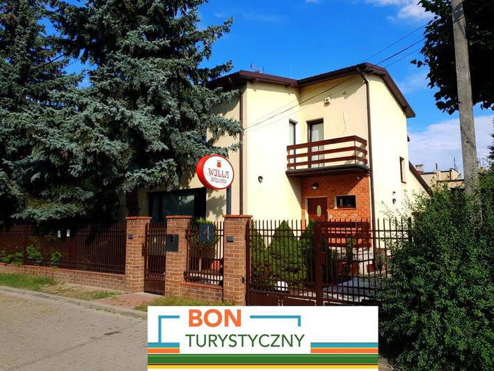 Chambre d’hôte pour 2 personnes, avec Terrasse ainsi que Jardin et Vue à Varsovie
