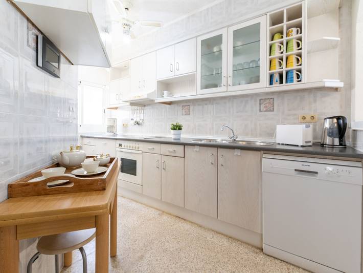 Ferienhaus für 7 Personen, mit Garten und Terrasse sowie Pool, mit Haustier in Empuriabrava - 4