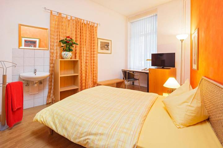 Maison d’hôte pour 2 personnes, avec jardin à Lucerne - 4