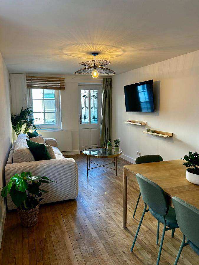 Gîte pour 8 personnes à Saint-Pourçain-sur-Sioule - 4