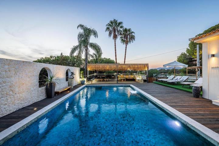 Villa para 14 pessoas, com Varanda e Terraço e ainda Jardim and Piscina em Almancil