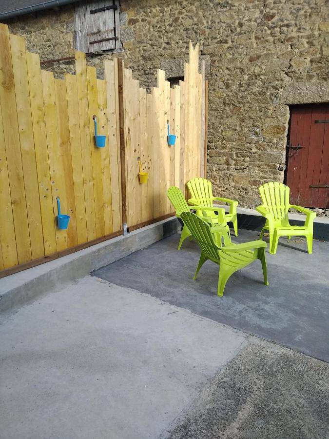 Location de vacances pour 9 personnes, avec jardin à Saint-Carreuc - 2