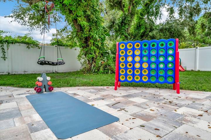 Vacation rental for 5 people, with yard, with pets in Pinellas County