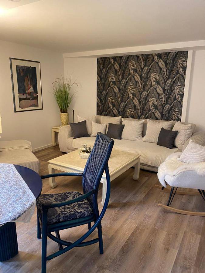 Ferienwohnung für 3 Personen, mit Terrasse und Garten sowie Ausblick in Bad Karlshafen - 2