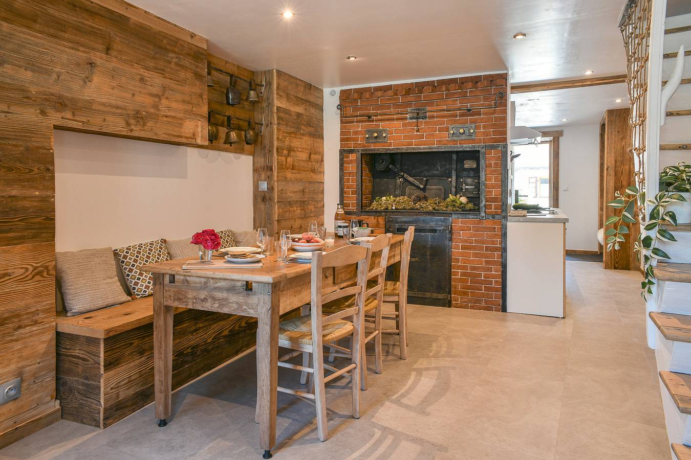 Maison de vacances 'Ciméléon Bas' avec vue sur les montagnes, terrasse privée et Wi-Fi in Aillon-le-Jeune, Région de Chambéry