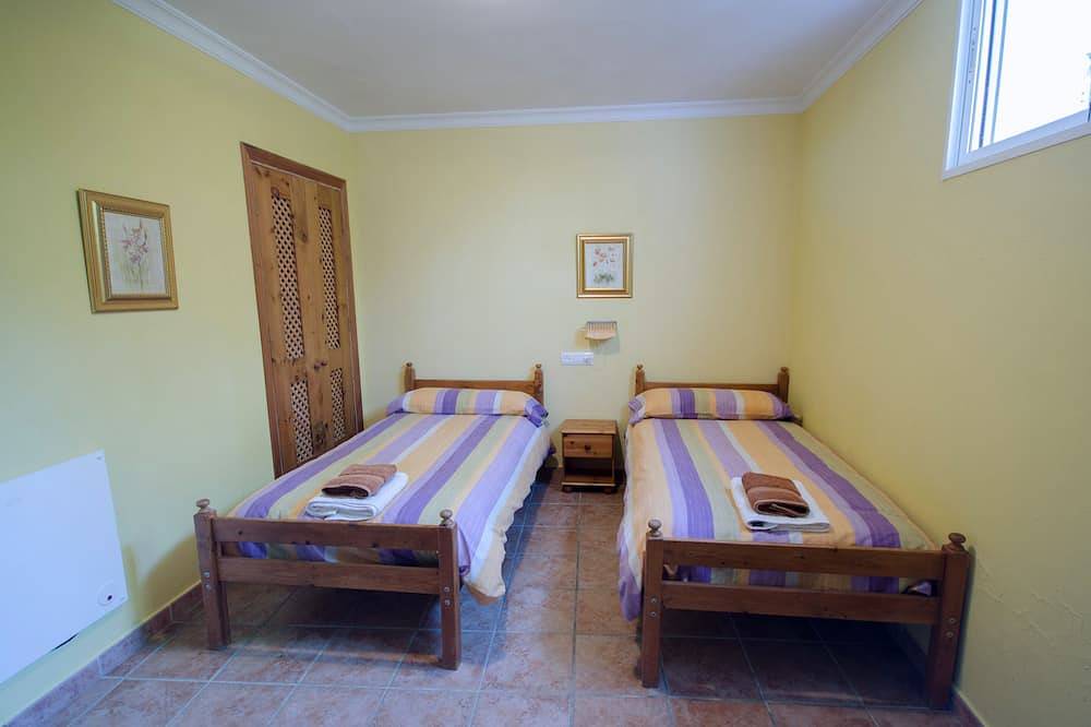 Ganze Wohnung, Privat-Wohnung mit herrlichem Blick auf die Landschaft, einen großen Pool, Gärten und Wi-Fi in Algodonales, Pueblos Blancos
