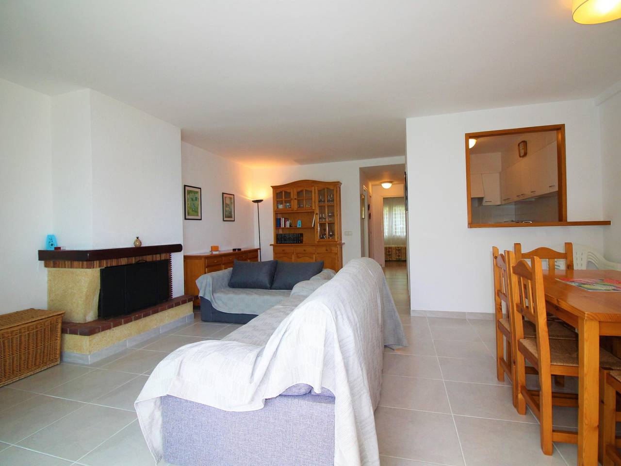 Appartement entier, Appartement lumineux avec terrasse et jardin à 200 m de la plage de Grifeu in Platja Grifeu, Haut-Ampurdan