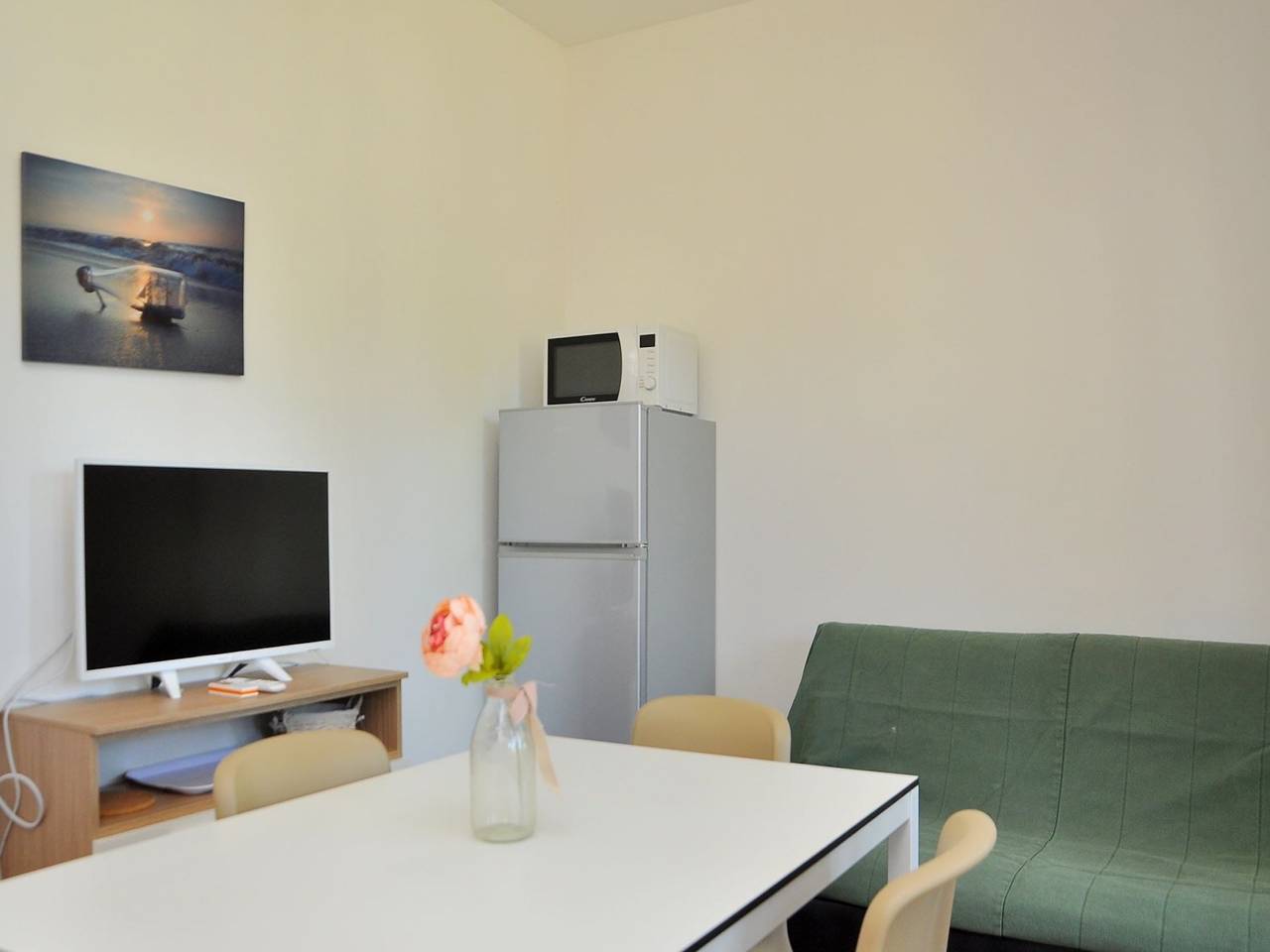Appartamento intero, Moderno bilocale con terrazza per cinque ospiti in Bibione, Provincia di Venezia