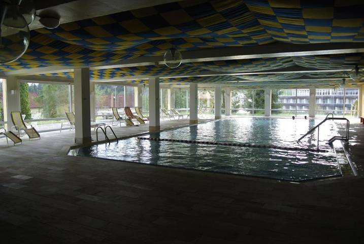 Ferienwohnung für 2 Personen, mit Balkon und Terrasse sowie Pool und Sauna in Scheidegg - 4