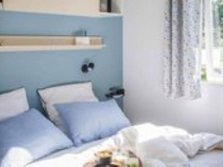 Camping pour 2 personnes, avec terrasse et piscine à Roquebrune-sur-Argens - 4