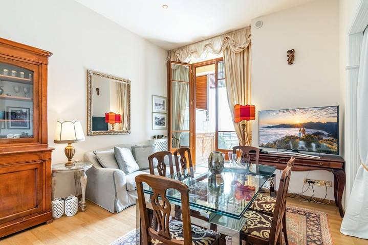 Apartamento entero, Apartamento de vacaciones para 4 personas con balcón/terraza in Siena, Provincia de Siena