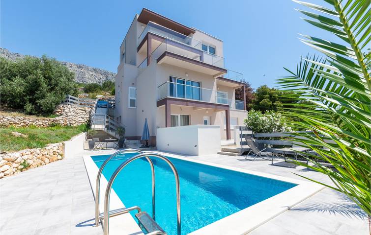Ferienwohnung für 6 Personen, mit Terrasse und Pool, kinderfreundlich in Split-Dalmatien - 4
