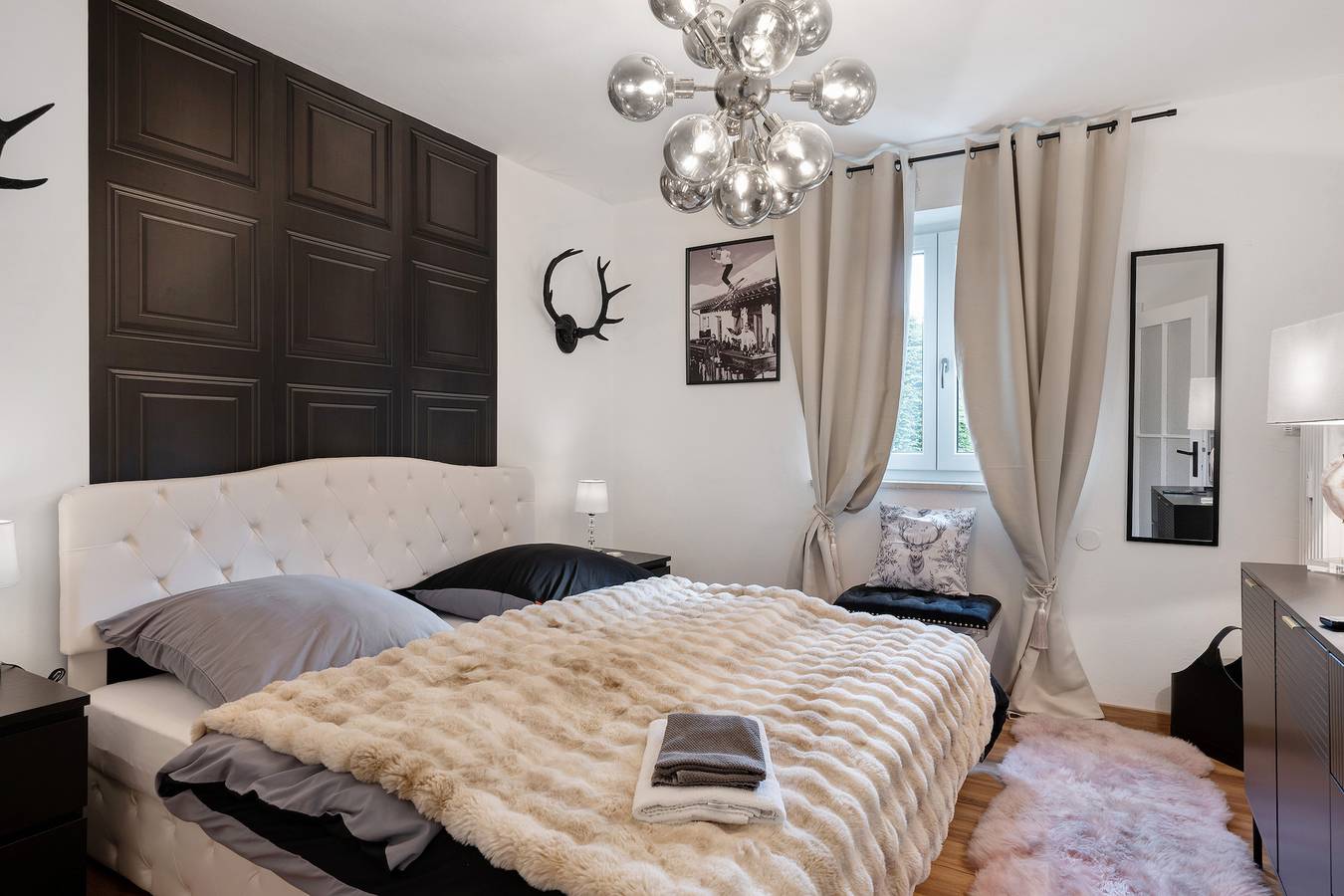 Ganze Wohnung, Ferienwohnung 'Unten' mit Bergblick, privater Terrasse und Wi-Fi in Bayerisch Gmain, Berchtesgadener Alpen