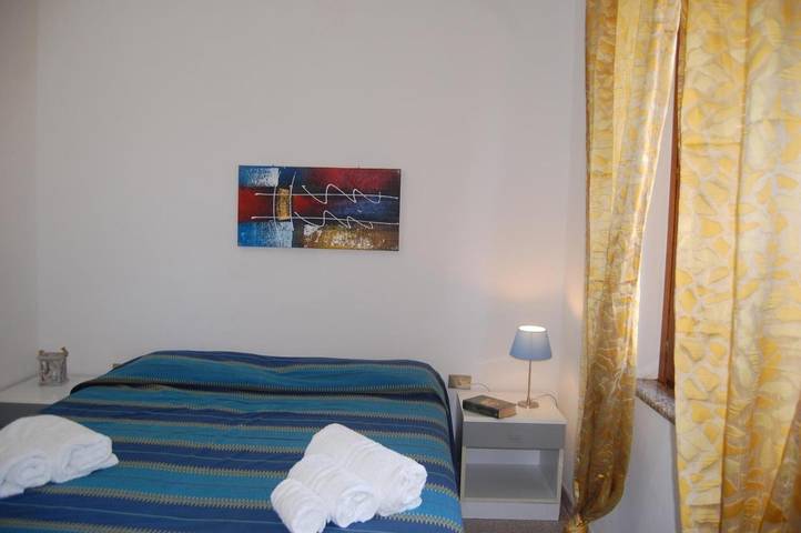 Location de vacances pour 3 personnes, avec jardin et vue, adapté aux familles à Santa Maria Navarrese - 4