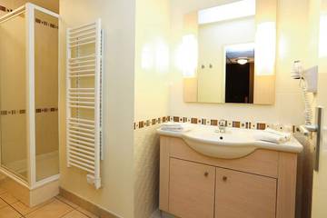 Appartement De Vacances pour 6 Personnes dans Divonne-les-Bains, Gex, Photo 3