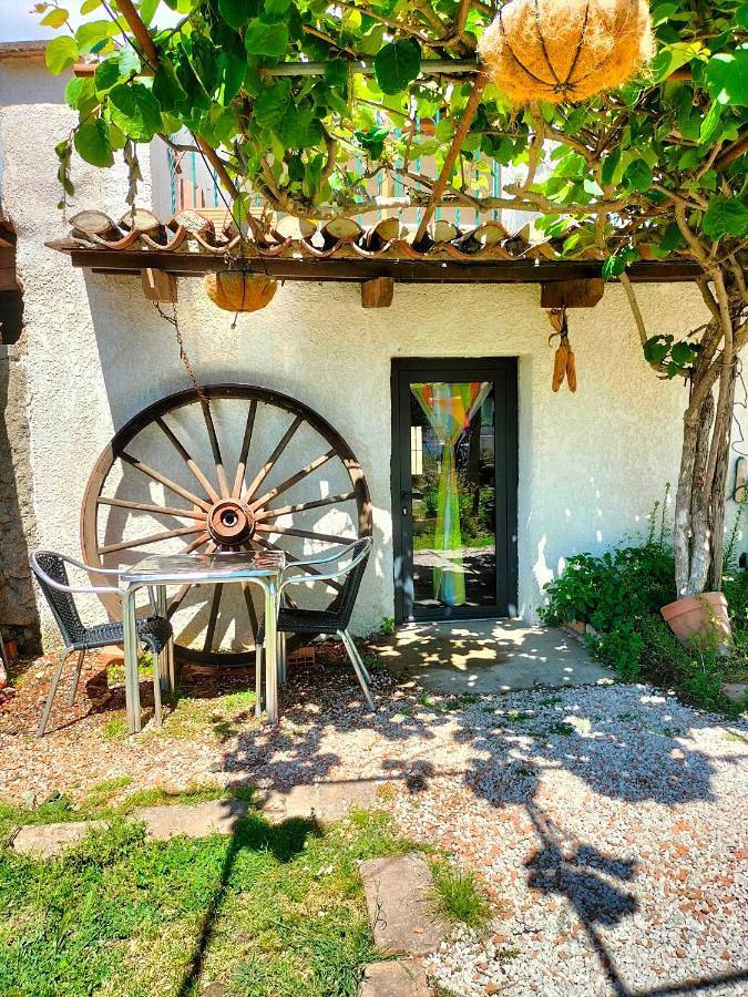 Location de vacances pour 2 personnes, avec Jardin et Vue à Maureillas-las-Illas