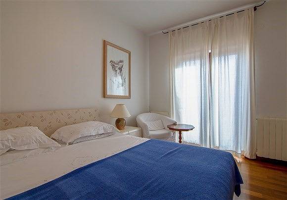 Ferienwohnung für 4 Personen, mit Garten und Meerblick in Pjescana Uvala - 4