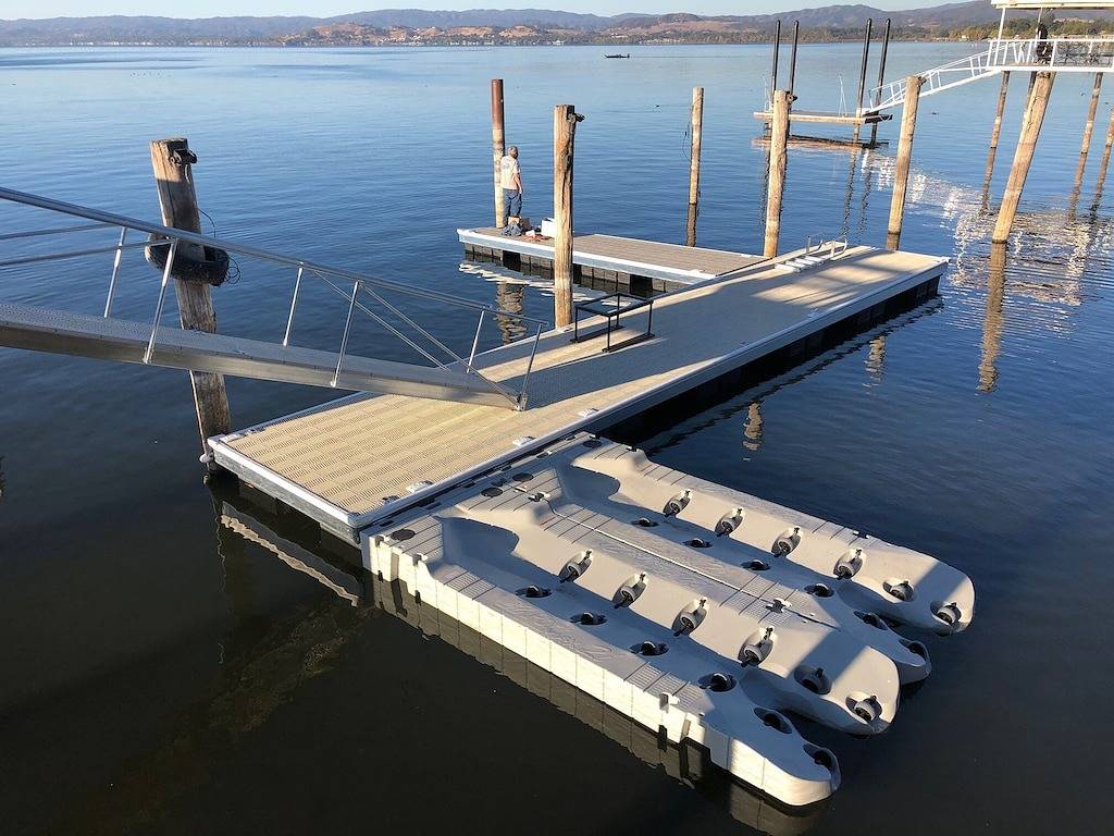 Ganze Wohnung, Labor Day % off holidayrate+2nt min+100 credit for nonmotor watersports in California North Coast