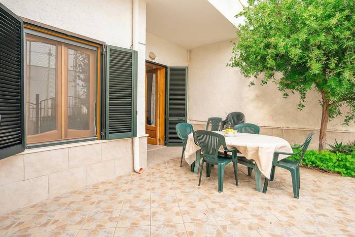 Ferienwohnung für 6 Personen, mit Terrasse in Torre Lapillo