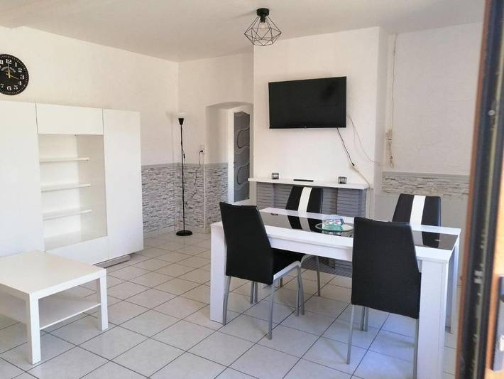 Gîte pour 4 personnes dans Mailly-le-Camp - 4