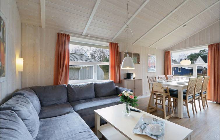 Charmantes Apartment am Meer mit WiFi & Parkplatz in Priwall, Lübeck