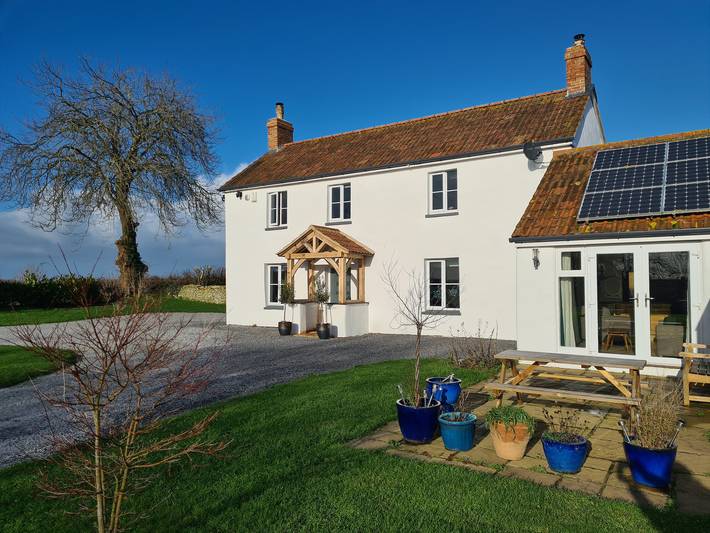 Cottage for 10 people, with Garden in Somerset