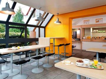 Hôtel pour 2 personnes, avec terrasse, animaux acceptés dans Saint-Cergues