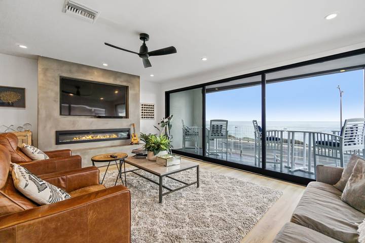 Vacation rental for 10 people, with yard and terrace, with pets in Carlsbad